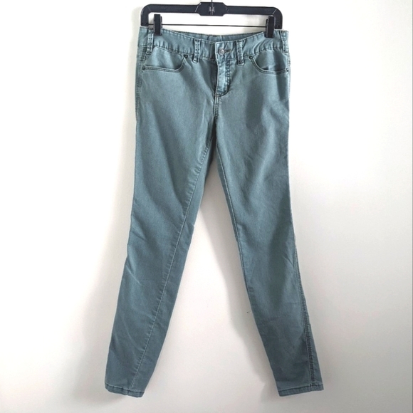 𝅺RARE Free People Light Aqua Skinny Jeans 27 - Picture 1 of 10